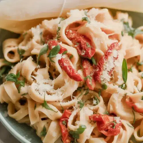 Discover our easy Boursin Pasta Recipe, featuring creamy Boursin cheese, tomatoes, and garlic. Perfect for a quick and delicious meal!